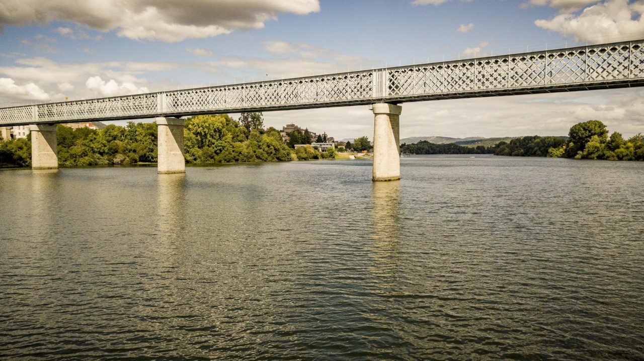 Puente Internacional sobre el Miño entre Tui y Valença