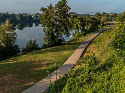 R03 · Paseo Fluvial